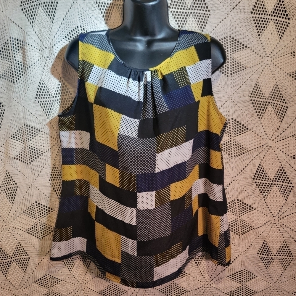 9 & Co. Large tank top blouse. Blue, yellow, white and black